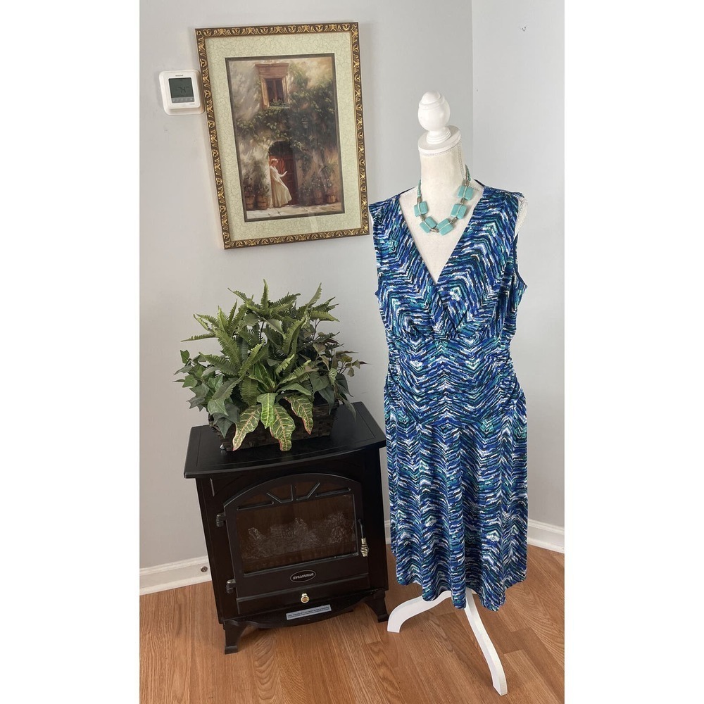 Nine West Dress Women's 16 Sleeveless V-Neck Partially Lined Blue Stretch